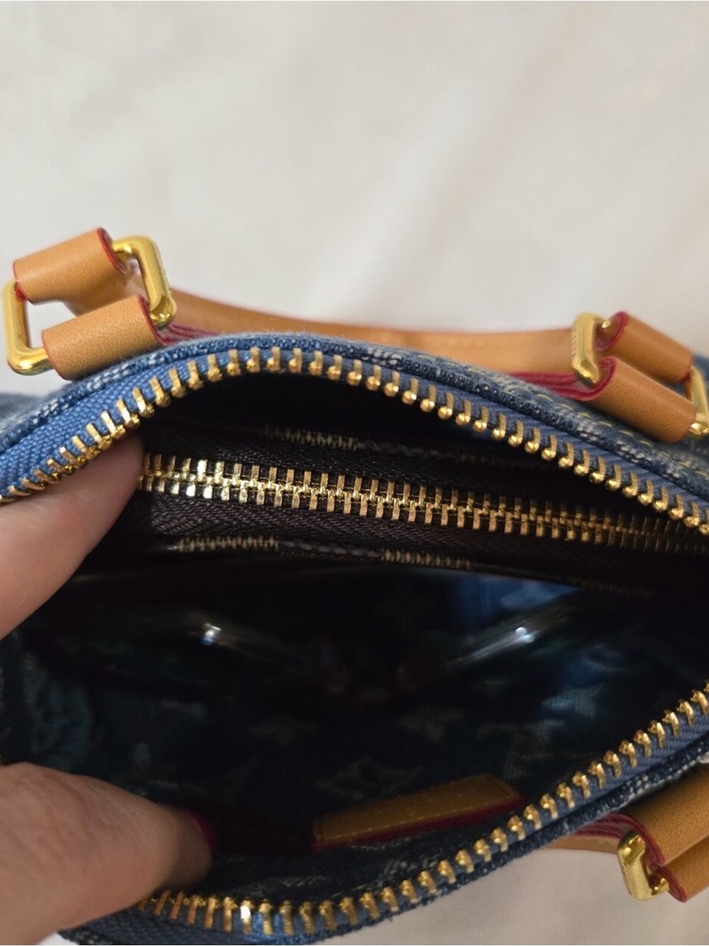 Luxury Fashion Denim Mini Speedy Bag in Blue with Tan Trim - Picture 15 of 16